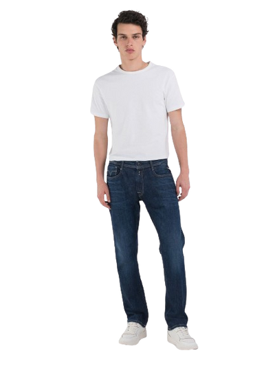 Rocco Comfort-Fit Jeans